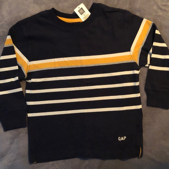 New Gap Boys Long Sleeve Crewneck Shirt - Picture 1 of 2